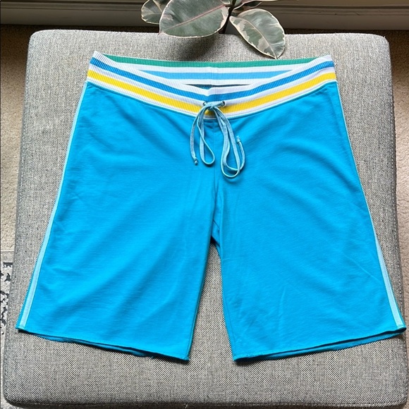 ☀️ Y2K Vintage Low Rise Shorts Circa 2007, Size: L - Picture 1 of 13